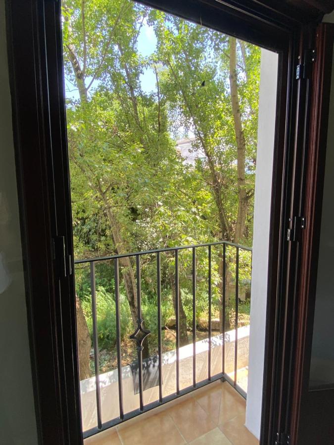 Casa Cueva Un Rincon En La Roca Villa Setenil De Las Bodegas Exteriör bild